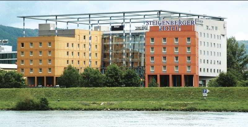 Trans World Hotel Donauwelle Linz Bagian luar foto