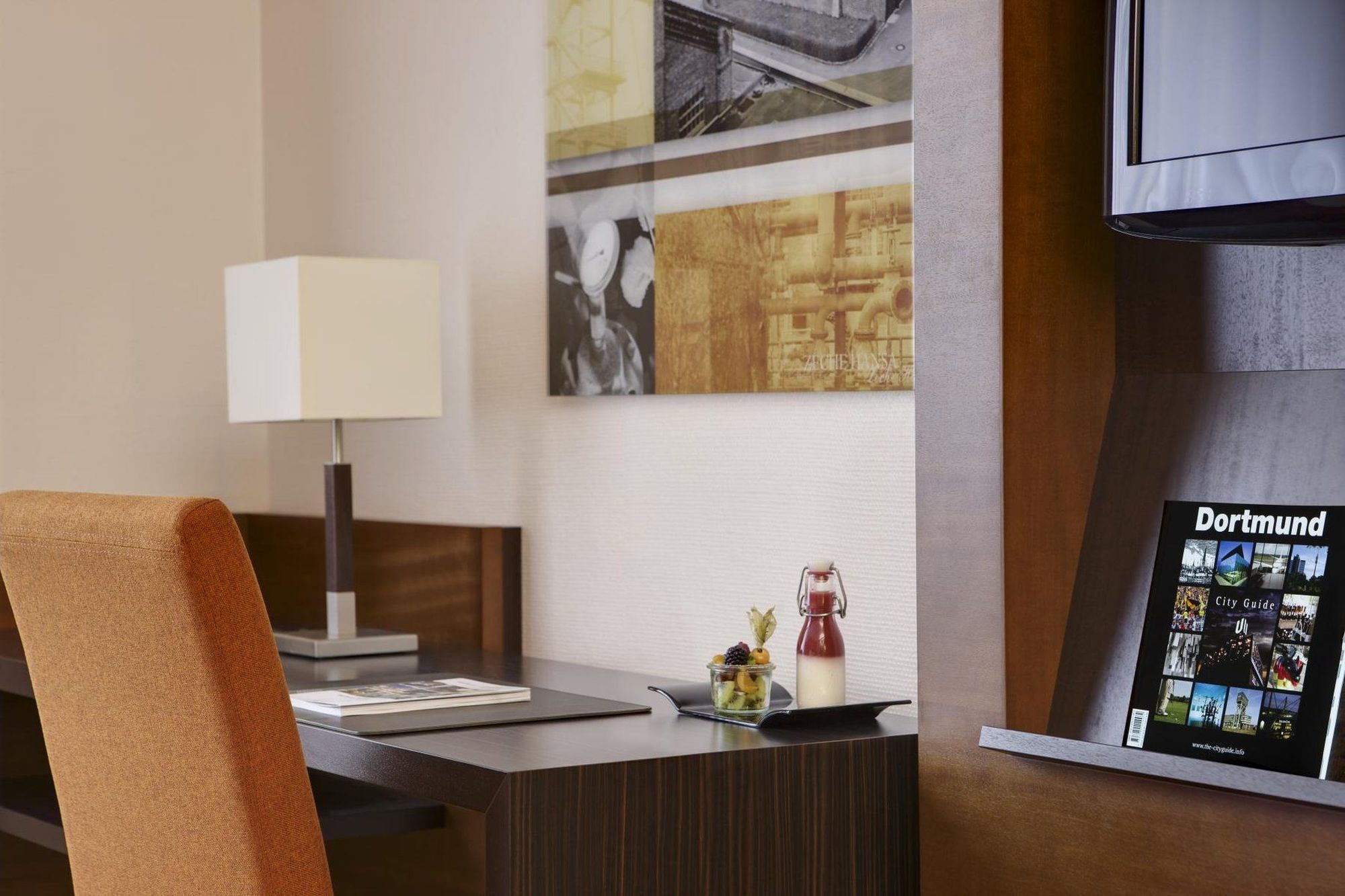 Trans World Hotel Donauwelle Linz Bagian luar foto