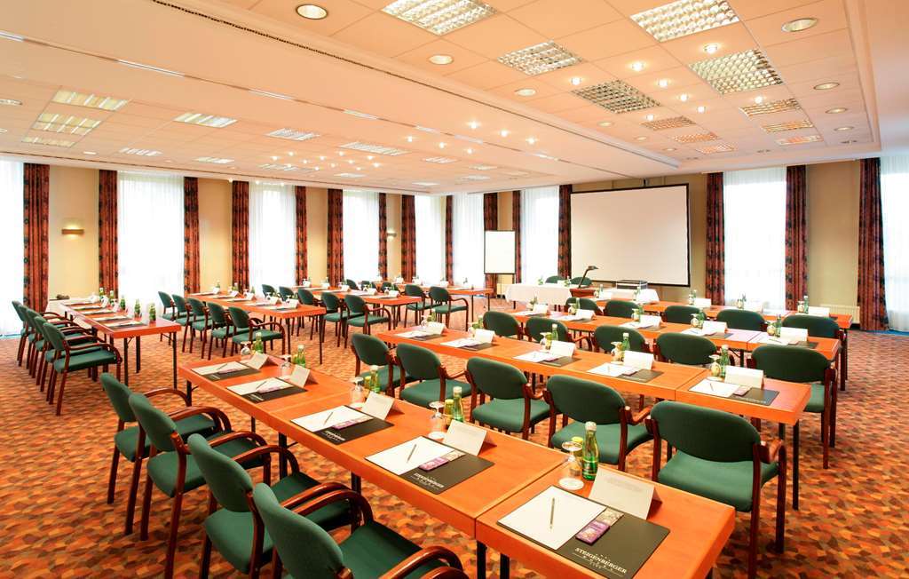 Trans World Hotel Donauwelle Linz Bisnis foto